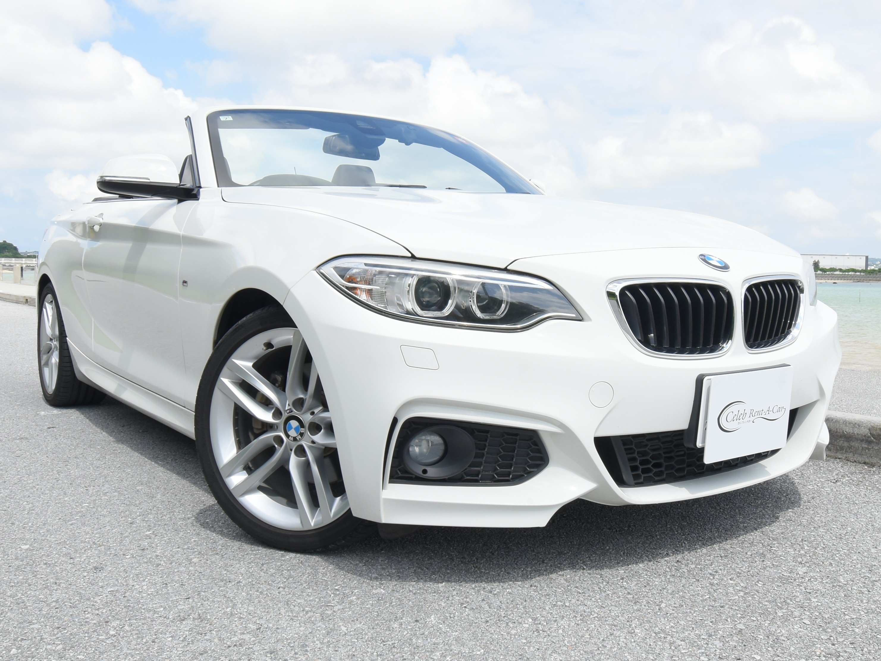 BMW220i Mスポーツ White4